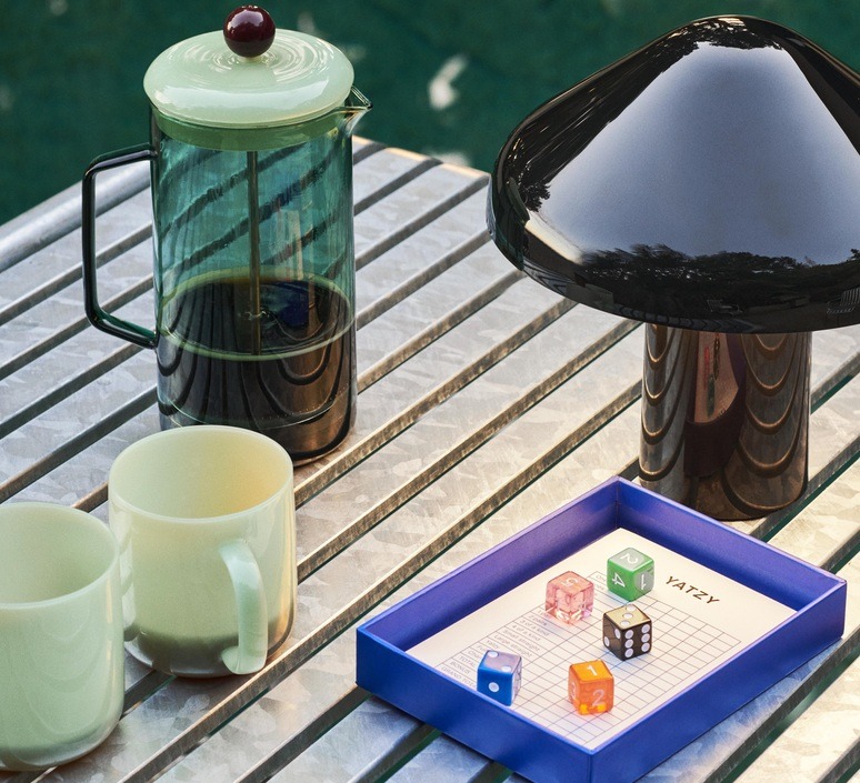 pao_naoto-fukasawa_baladeuse-d-exterieur-outdoor-portable-lamp-_hay_9367411009000__design_signed_nedgis-153578-product