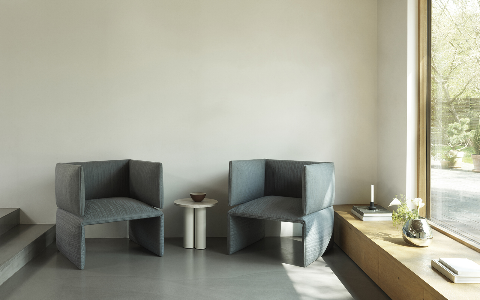 2024_Fold_Lounge_Chair_Kvadrat_Alle_0164_Grey_Dit_Table_Sand_Travertine NORMANN
