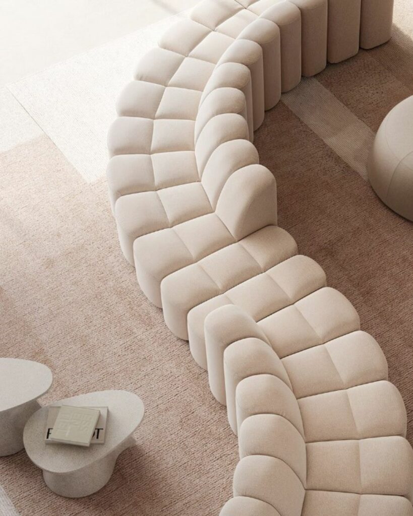 design organique - grand canapé écru et tapis beige