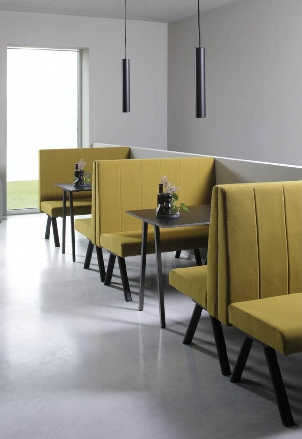Mobilier inclusif famille restaurant - banquette ergonomique
