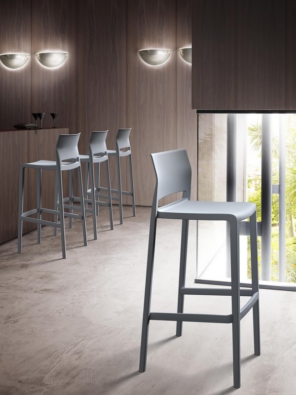 mobilier modulable restaurant - chaise haute design empilable