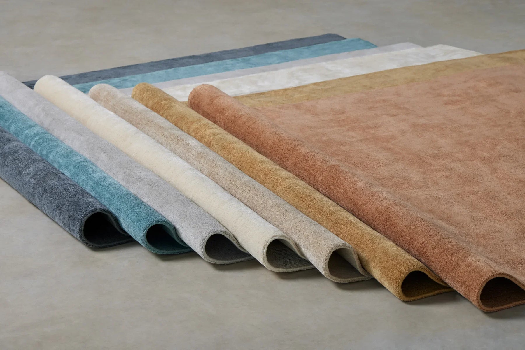 Collection Pure Glam terracotta de Kuatro Carpets, tapis design moderne haut de gamme
